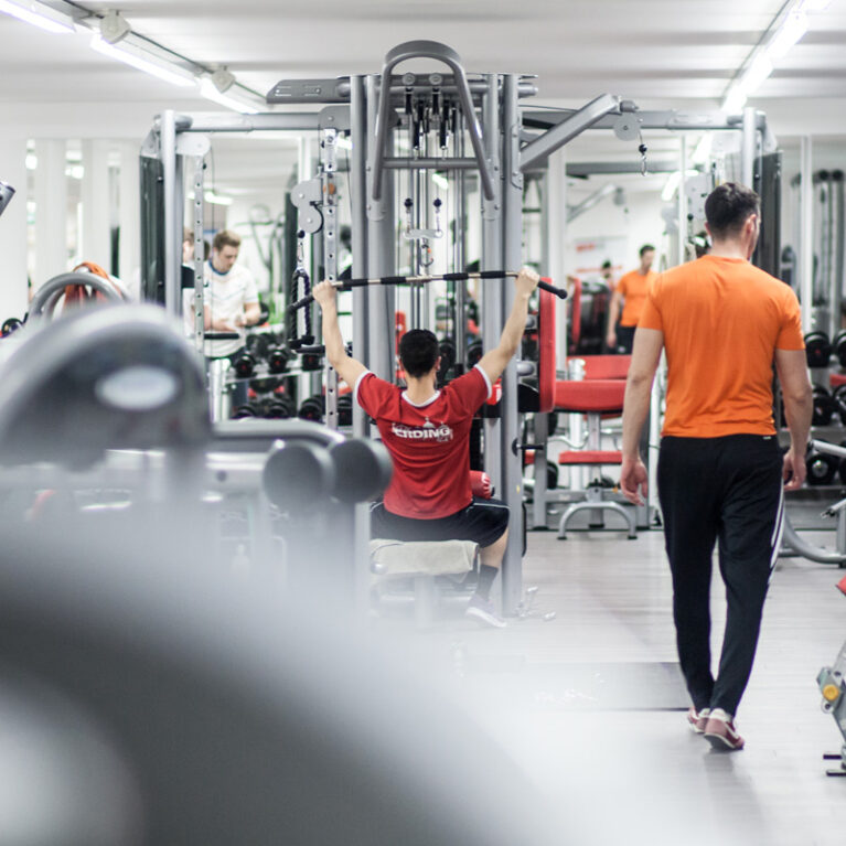 Einblicke: FitStop Fitnessstudio Roth FitStop Fitnessstudio Erfurt Fitnessstudio Freising Fitnessstudio Landshut Fitnessstudio Fulda Fitnessstudio Roth Fitnessstudio Unterschleißheim Workout Abnehmen Sport Muskelaufbau Trainieren Fitness Cardio 14 Tage Gratis Testen Fitnessstudio-Wechsel